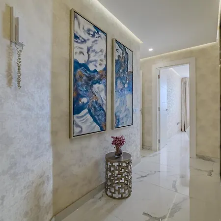 Lejlighed Poolside Escape - Airco & Heated Pool