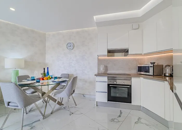 Poolside Escape - Airco & Heated Pool Lägenhet Costa Adeje (Tenerife)